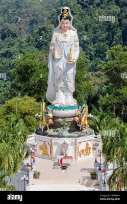  Il Tempio di Guanyin: Un gioiello buddista immerso nella natura rigogliosa!