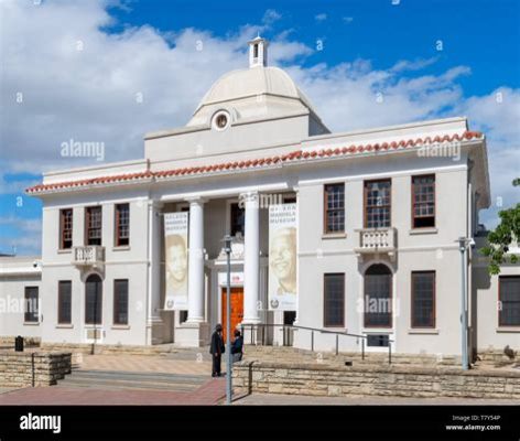  Il Nelson Mandela Museum: Un potente simbolo di libertà e un viaggio nella storia sudafricana!